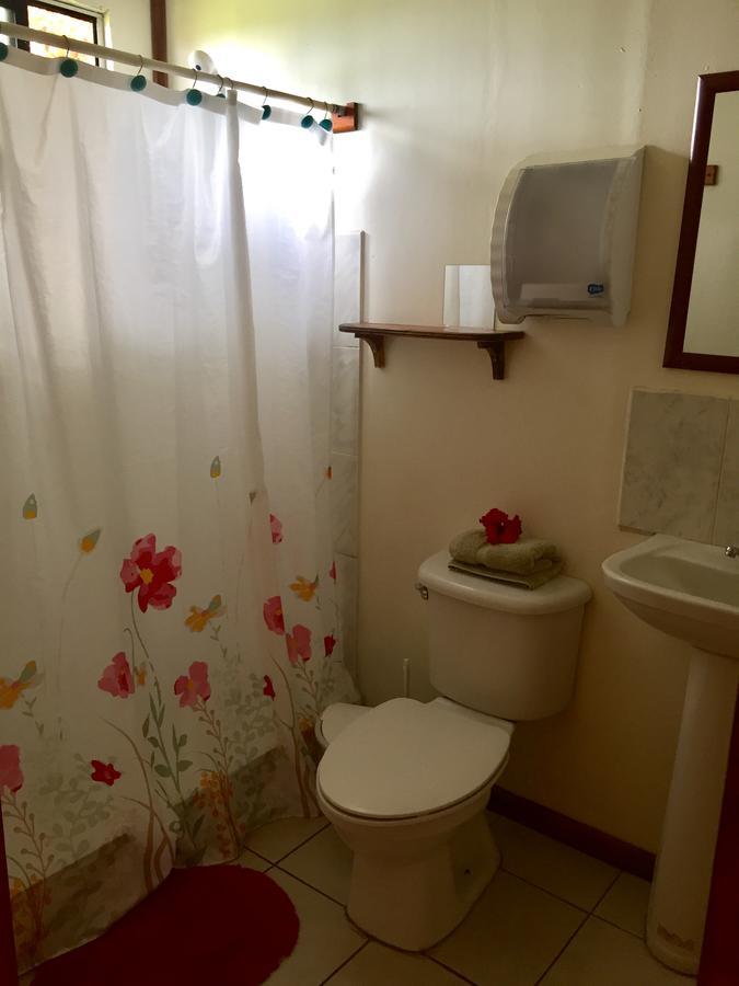 Cabanas Hinariru Nui Hanga Roa Exterior photo